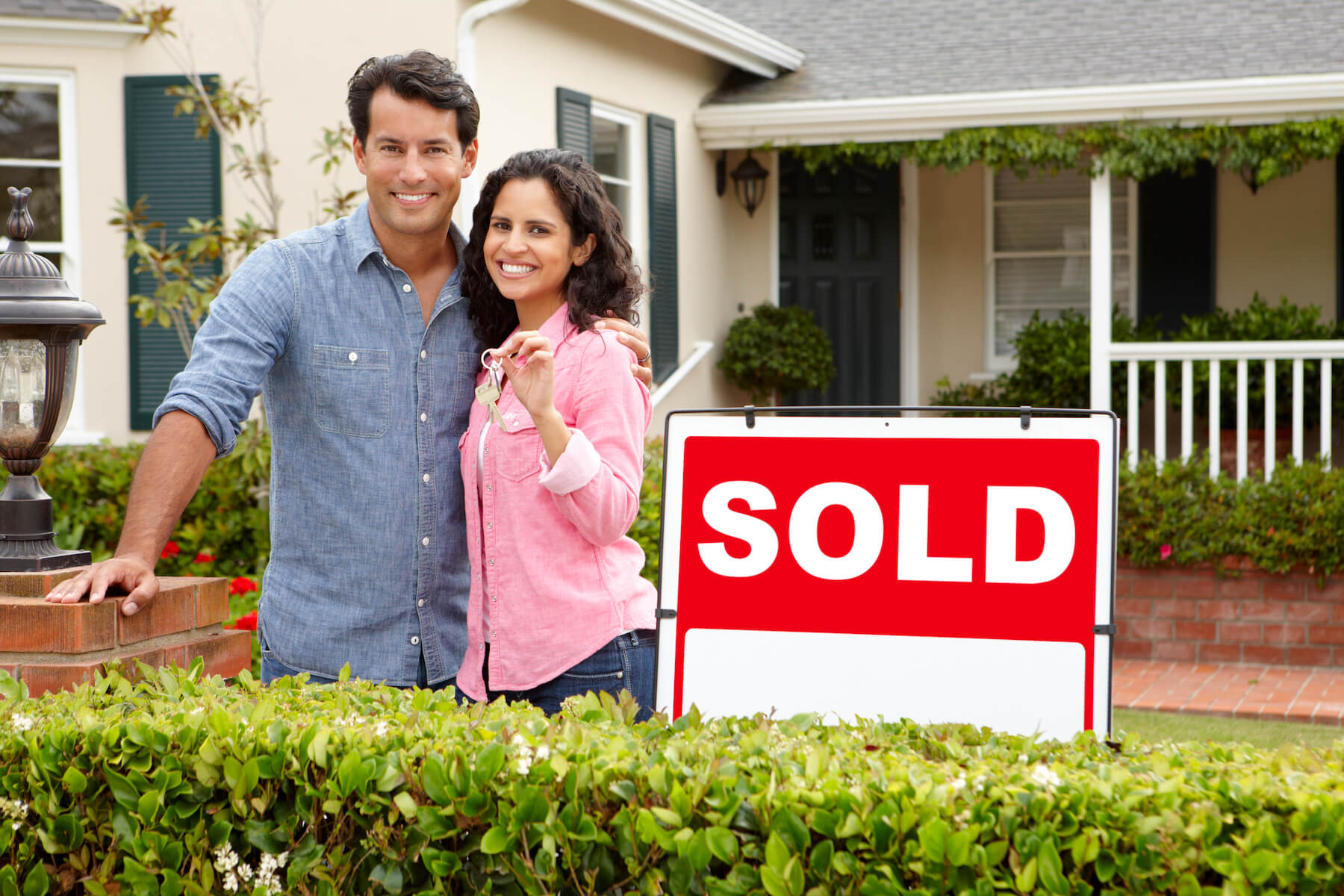 Obblighi di chi vende casa: quali sono secondo i termini di legge?